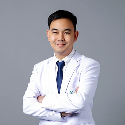 นพ. นันทวัฒน์ อุตตโม