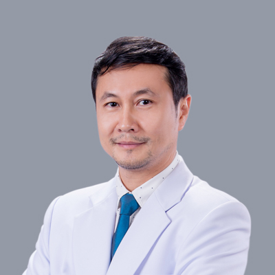 ทพ. ปริย แก้วประดับ
