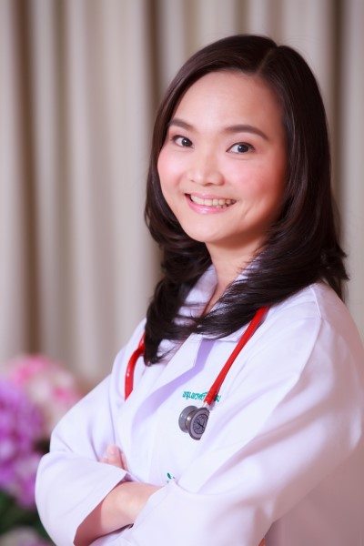 พญ. พรศรี ฐาปนพฤกษ์สกุล