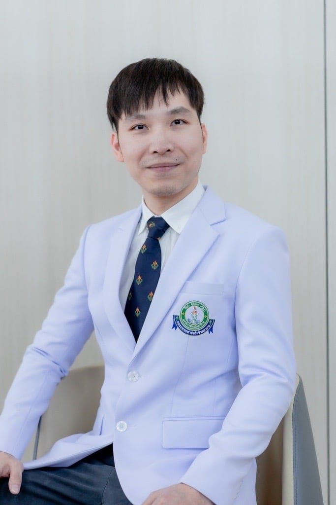 Dr. Chinapath Vuthivanich