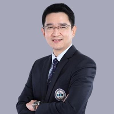 รศ. นพ. พิงควรรศ คงมาลัย