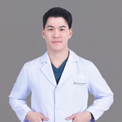Dr. Vichakorn Vongtavatchai D. D. S