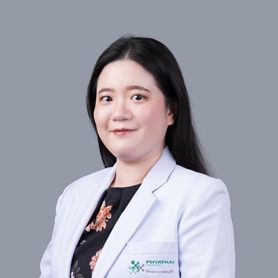 พญ. เพชรรัตน์ ตั้งวัชรพงศ์