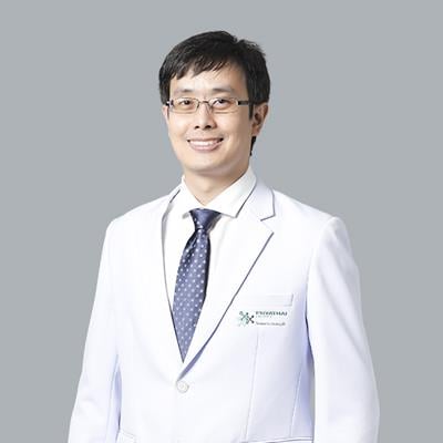 M. D. Ph. D. Wiwat Rodprasert