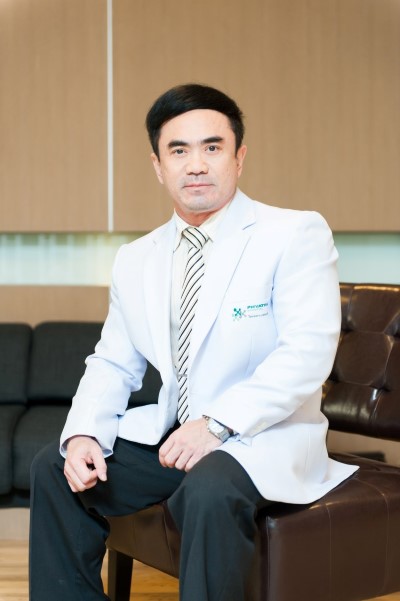 ผศ. นพ. จิระพัฒน์ อุกะโชค